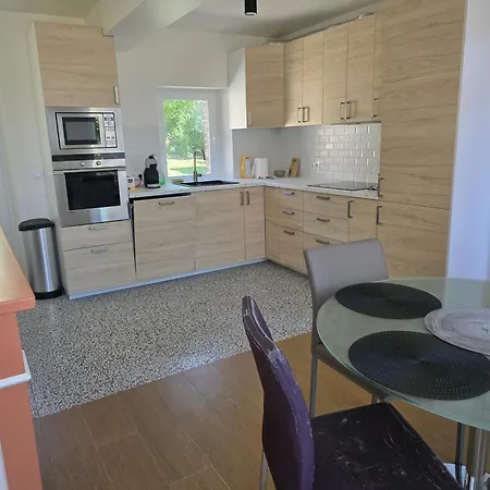 Entier De 67 Mettres Carres Aix-en-Othe